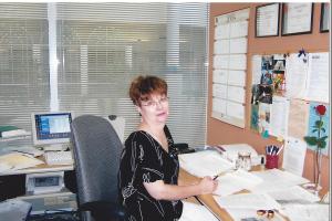 Gayle as Esprit Editor